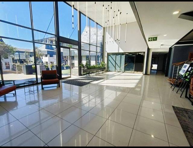 BUSINESS PROPERTY TO RENT IN WOODMEAD